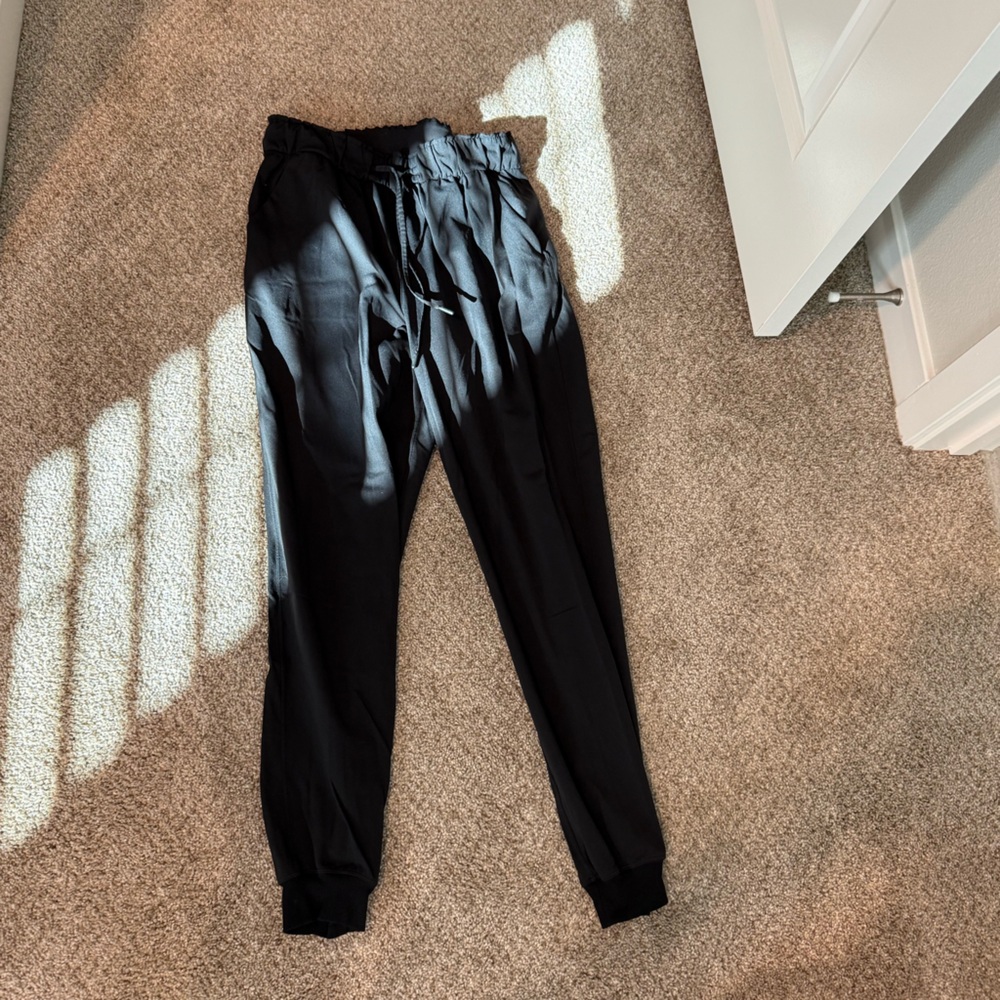 Lululemon Stretch Luxtreme High Rise Jogger